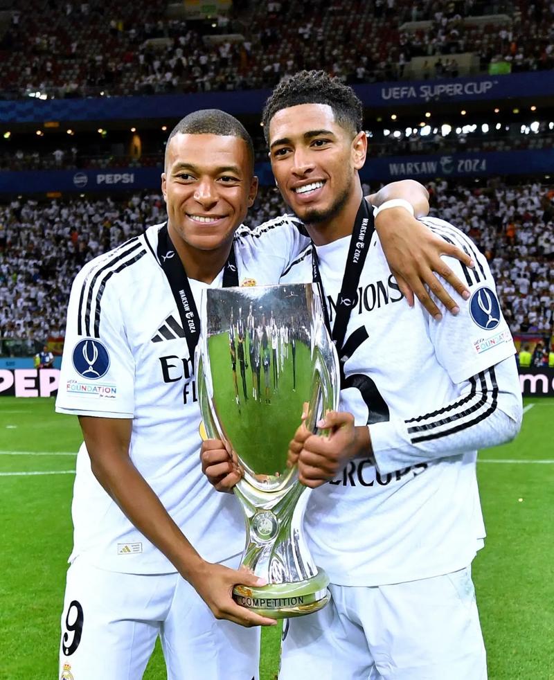 姆伯莫&阿马德：我们有一群优秀的球员，希望几年后英超夺冠